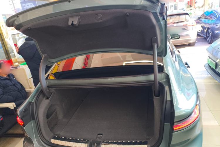 Used Nio ET7 2022 75 kWh Trunk