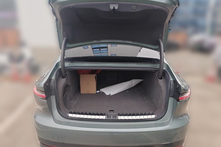 Used Nio ET7 2022 100kWh First Edition Trunk