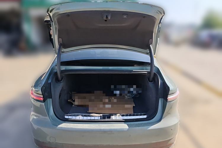 Used Nio ET7 2022 75 kWh Trunk