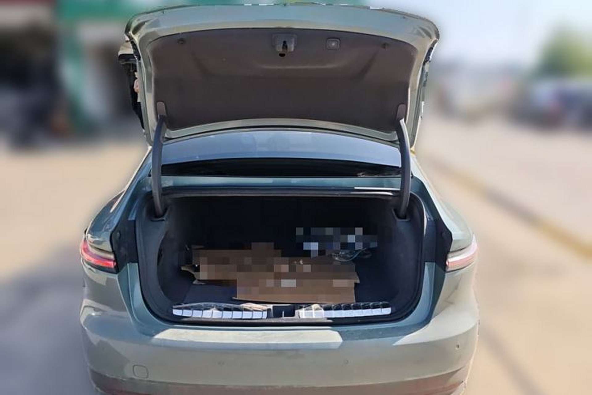 Used Nio ET7 2022 75 kWh Trunk