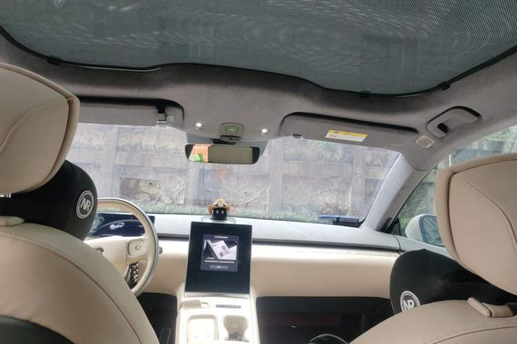 Used Nio ET7 2022 75 kWh Headliner