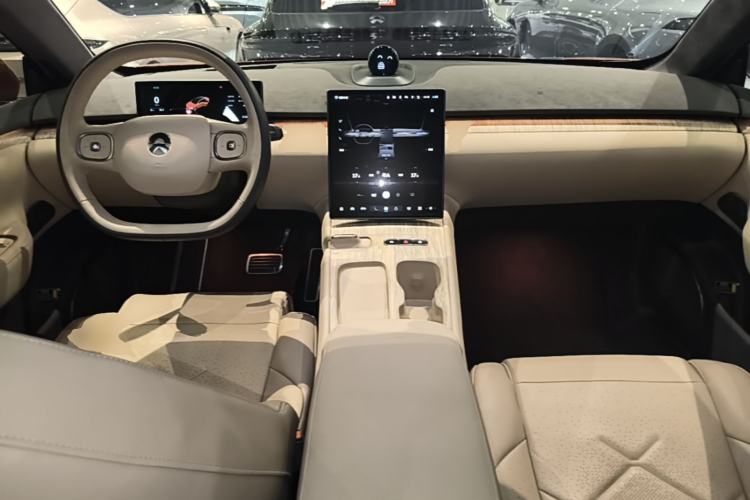 Used Nio ET7 2022 100kWh First Edition Center Console