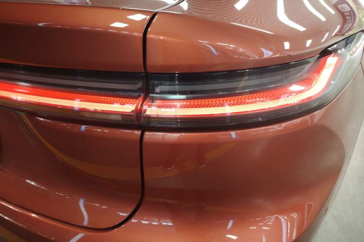 Used Nio ET7 2022 75 kWh Exterior 3