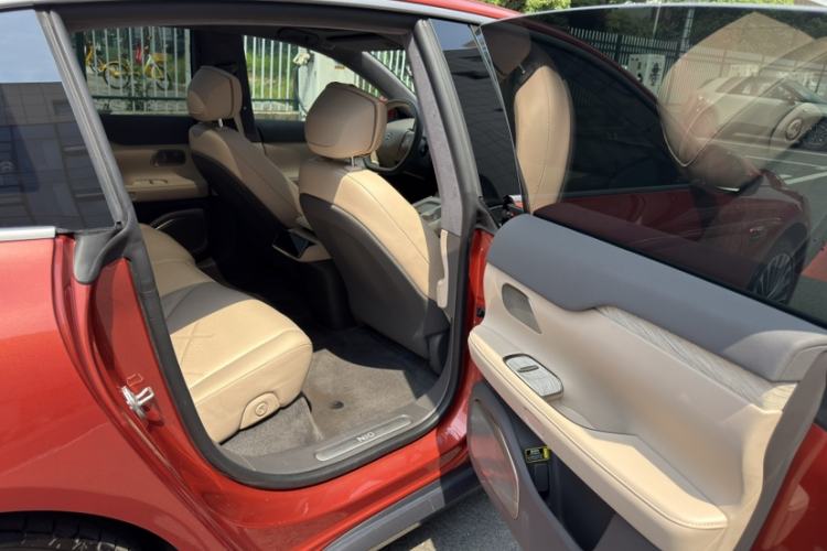 Used Nio ET7 2022 100kWh First Edition Interior 8