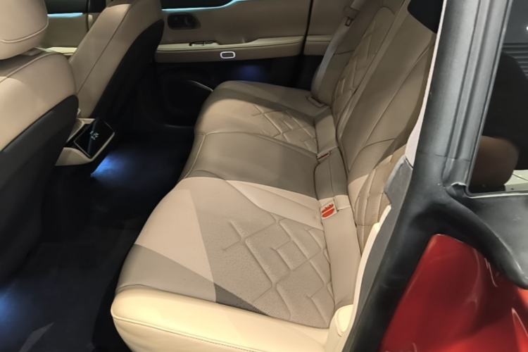 Used Nio ET7 2022 100kWh First Edition Left Rear Seat