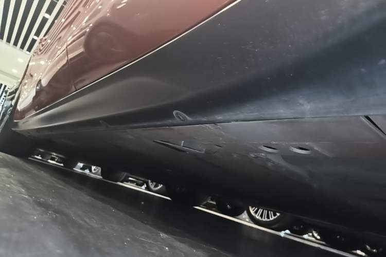 Used Nio ET7 2022 100kWh First Edition Left Side Sill
