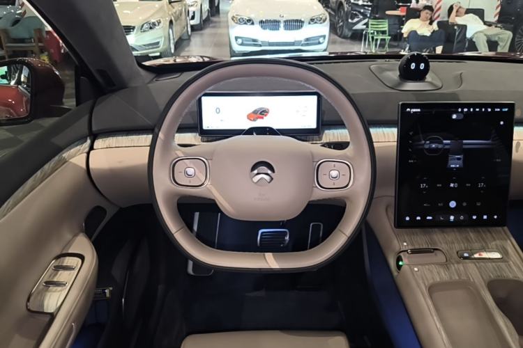 Used Nio ET7 2022 100kWh First Edition Steering Wheel