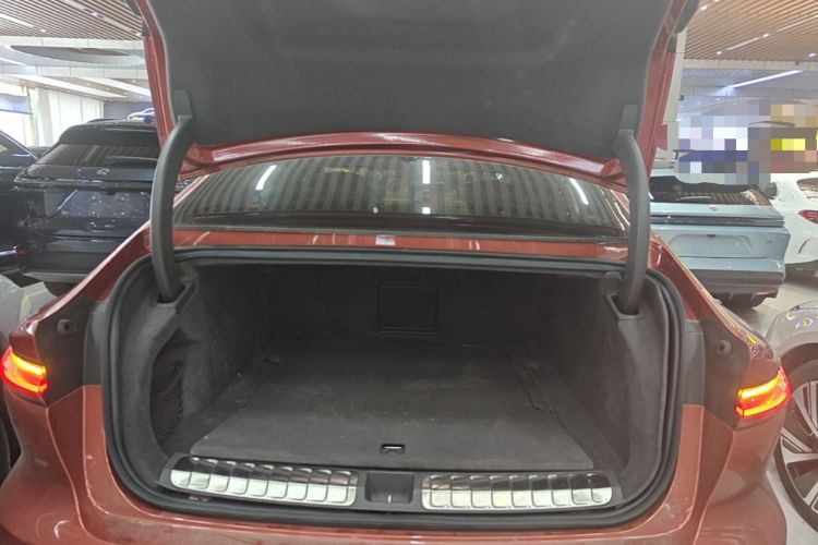 Used Nio ET7 2022 100kWh First Edition Trunk