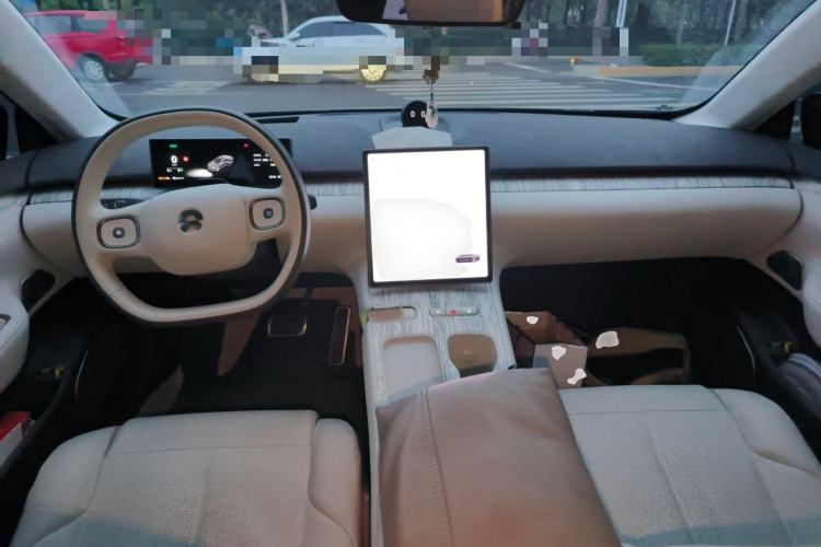 Used Nio ET7 2022 100 kWh Center Console