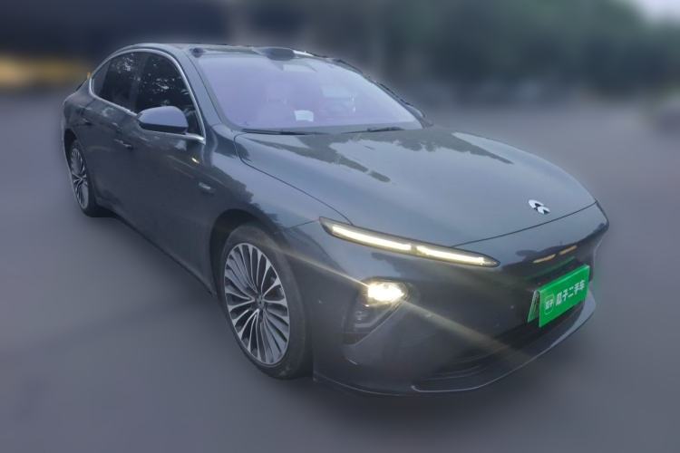 Used Nio ET7 2022 100 kWh Front Right 45 Deg