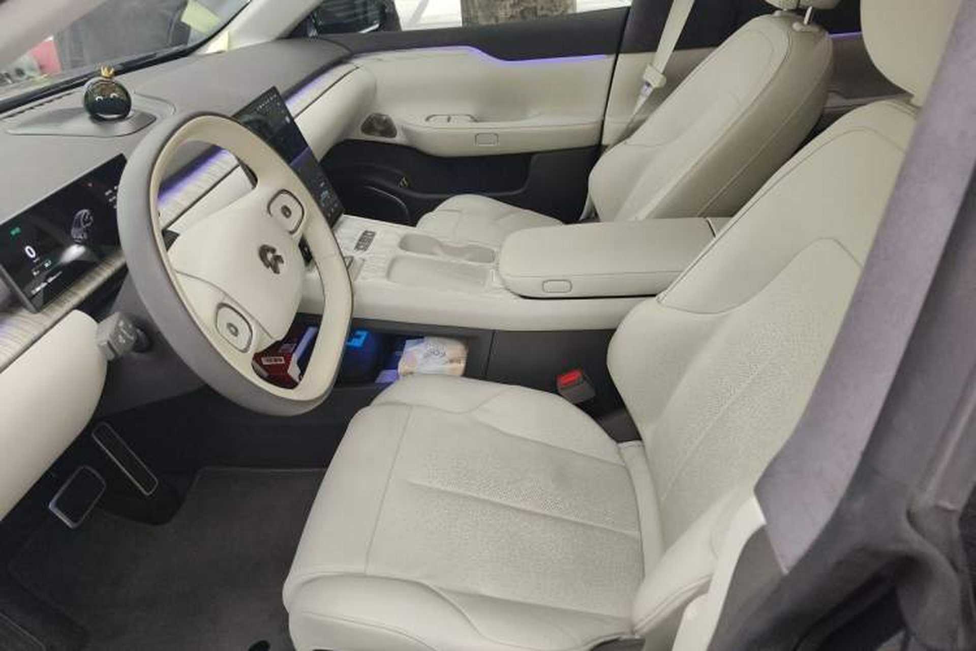 Used Nio ET7 2022 75 kWh Left Front Seat