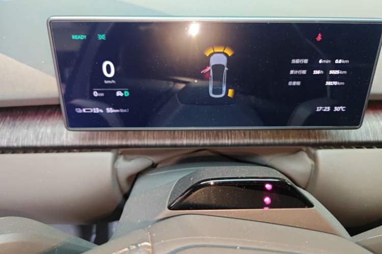 Used Nio ET7 2022 100kWh First Edition Odometer Close Up