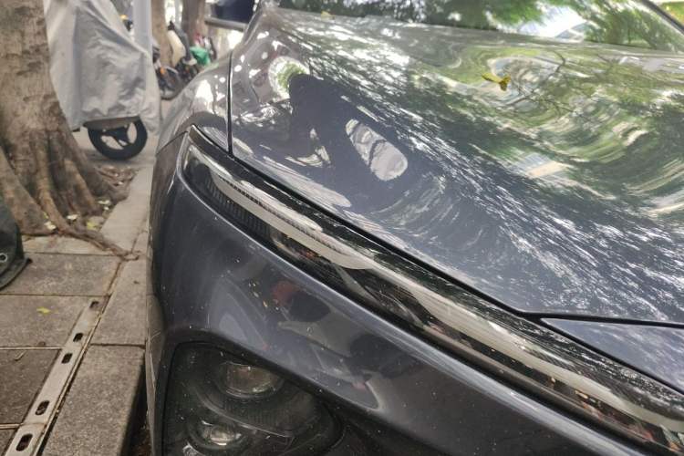 Used Nio ET7 2022 75 kWh Right Front Headlight
