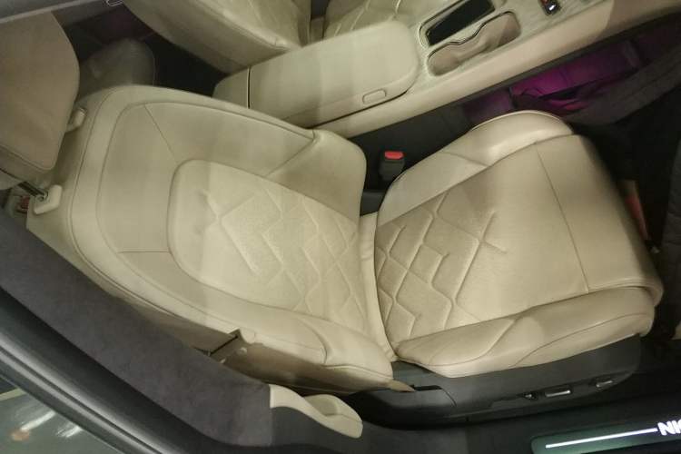 Used Nio ET7 2022 100kWh First Edition Right Front Seat