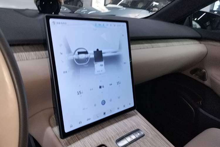 Used Nio ET7 2022 100kWh First Edition Audio And AC Panel