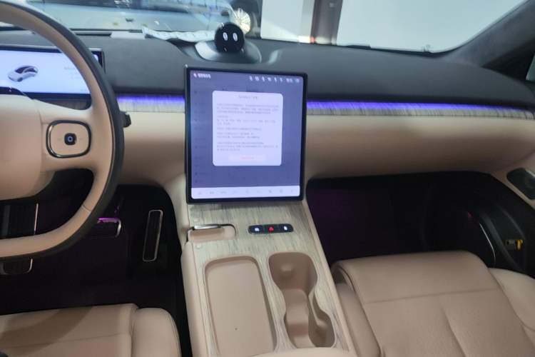 Used Nio ET7 2022 75 kWh Audio And AC Panel