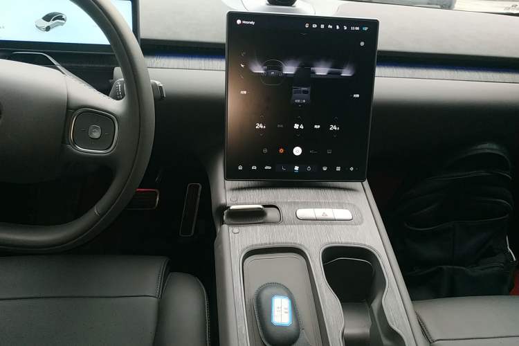 Used Nio ET7 2022 100kWh First Edition Audio And AC Panel