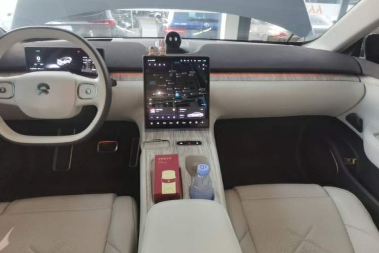 Used Nio ET7 2022 100kWh First Edition Audio And AC Panel