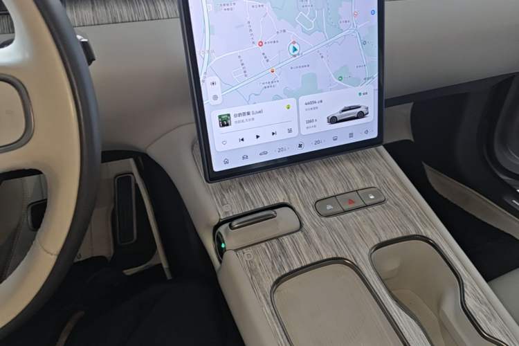 Used Nio ET7 2022 100kWh First Edition Audio And AC Panel