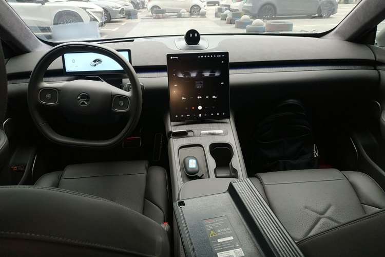 Used Nio ET7 2022 100kWh First Edition Center Console