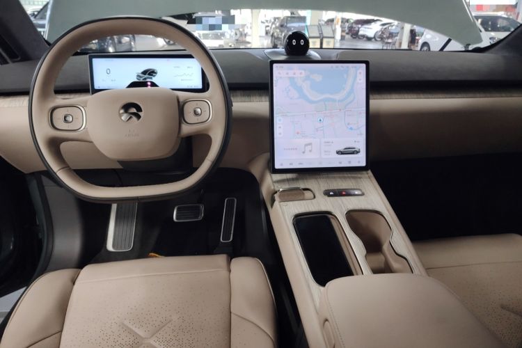 Used Nio ET7 2022 100kWh First Edition Center Console
