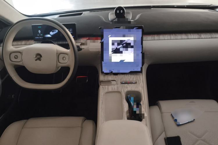 Used Nio ET7 2022 100kWh First Edition Center Console