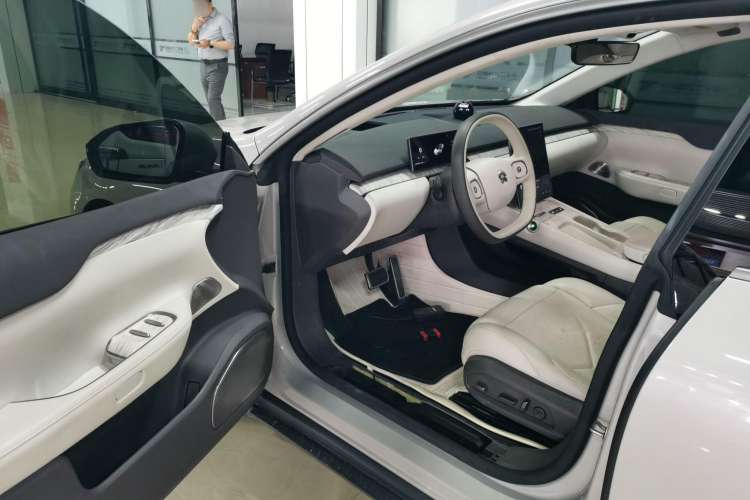 Used Nio ET7 2022 100kWh First Edition Driver Seat