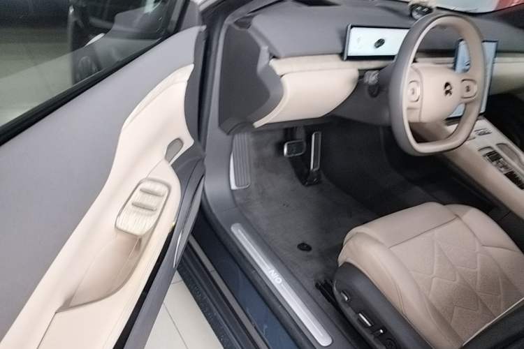 Used Nio ET7 2022 100kWh First Edition Driver Seat