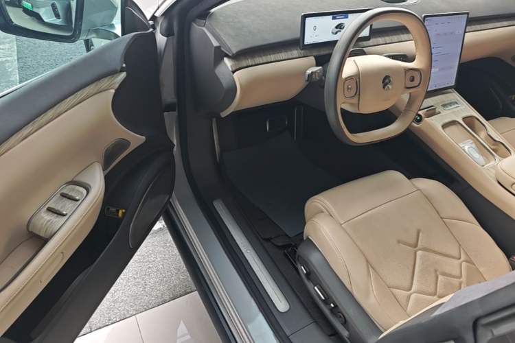 Used Nio ET7 2022 100kWh First Edition Driver Seat