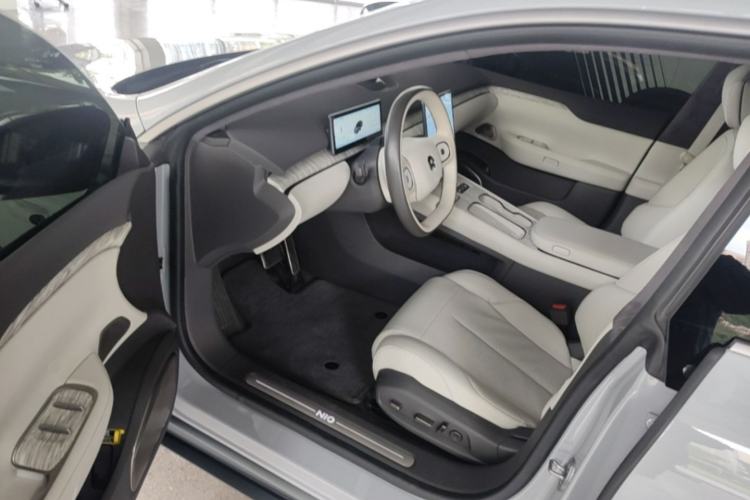 Used Nio ET7 2022 75 kWh Driver Seat
