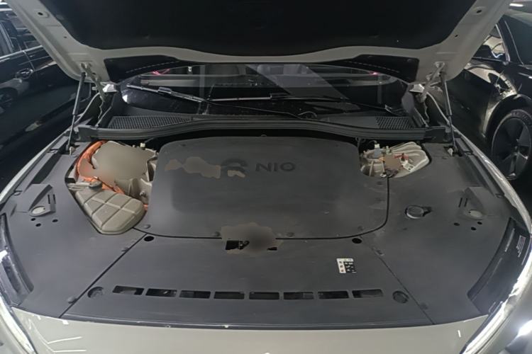 Used Nio ET7 2022 75 kWh Engine Bay