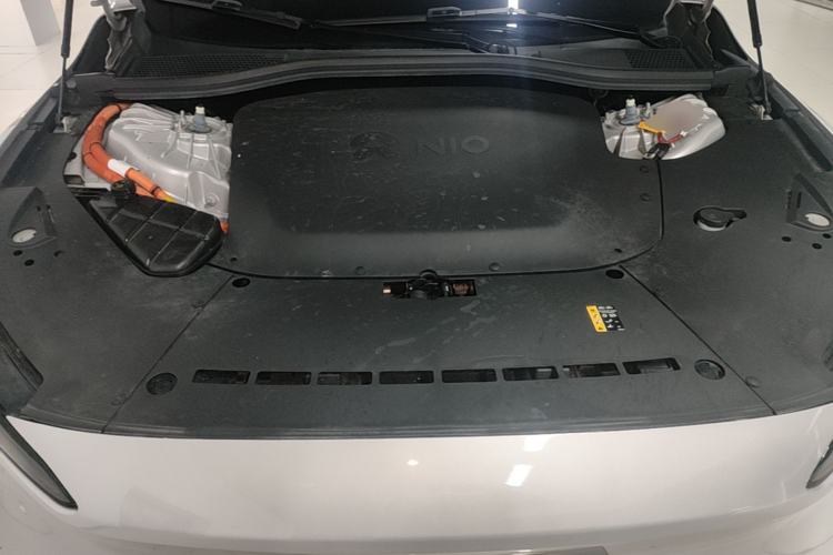 Used Nio ET7 2022 75 kWh Engine Bay