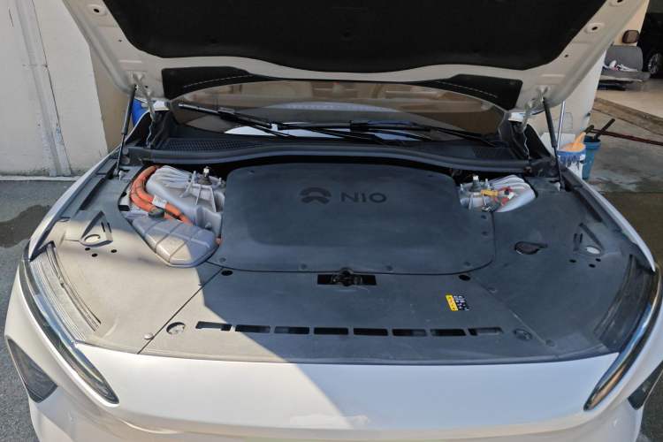 Used Nio ET7 2022 75 kWh Engine Bay