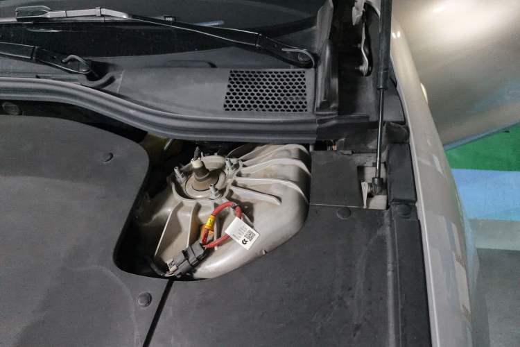 Used Nio ET7 2022 100kWh First Edition Engine Bay Left