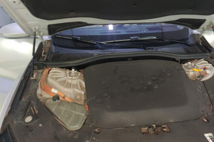 Used Nio ET7 2022 75 kWh Engine Bay Right