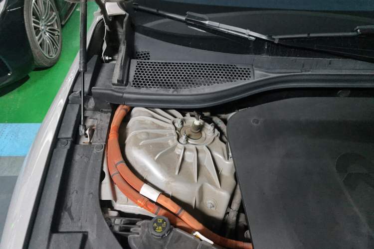 Used Nio ET7 2022 100kWh First Edition Engine Bay Right