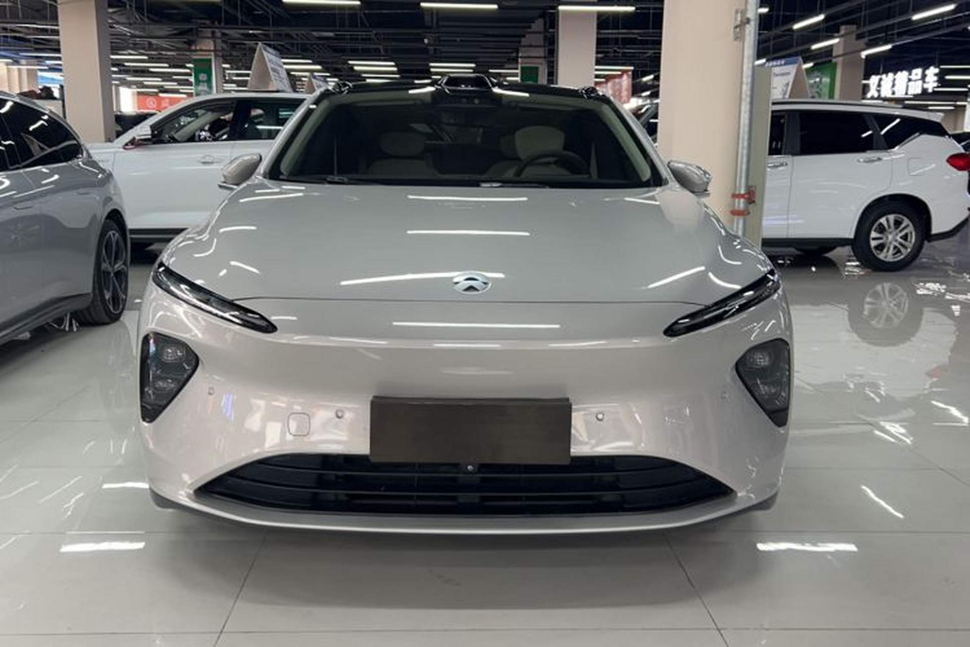 Used Nio ET7 2022 75 kWh Exterior 1