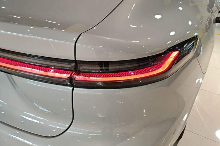 Used Nio ET7 2022 100kWh First Edition Exterior 3