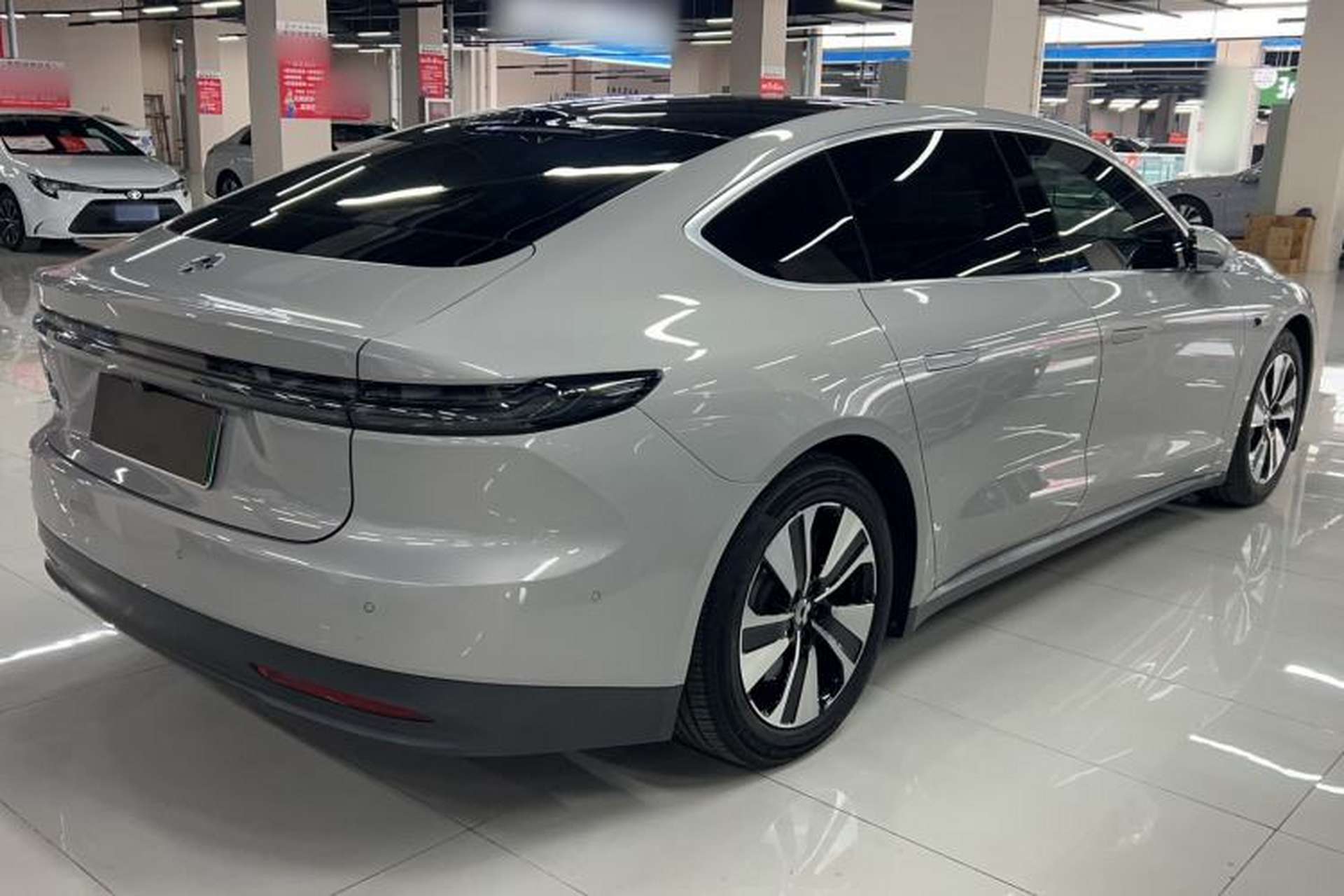 Used Nio ET7 2022 75 kWh Exterior 4
