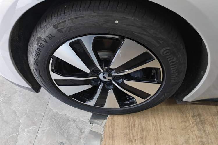 Used Nio ET7 2022 75 kWh Exterior 4