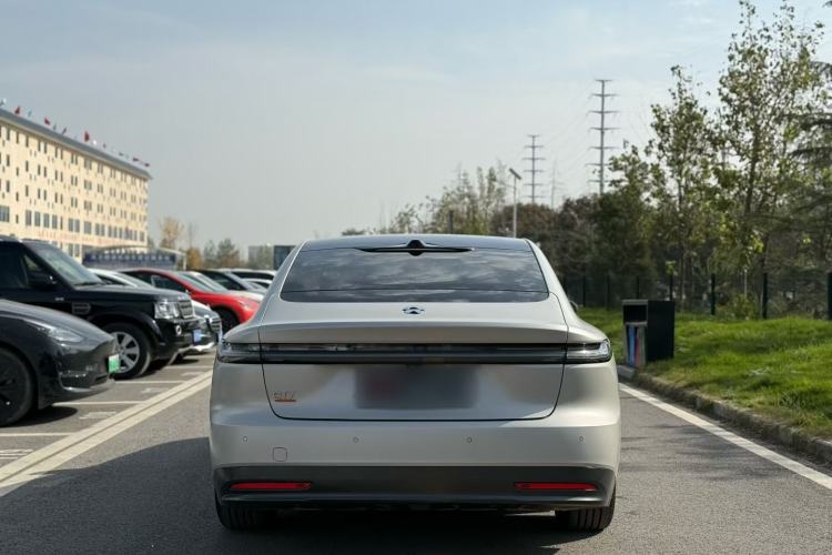 Used Nio ET7 2022 100 kWh Exterior 4