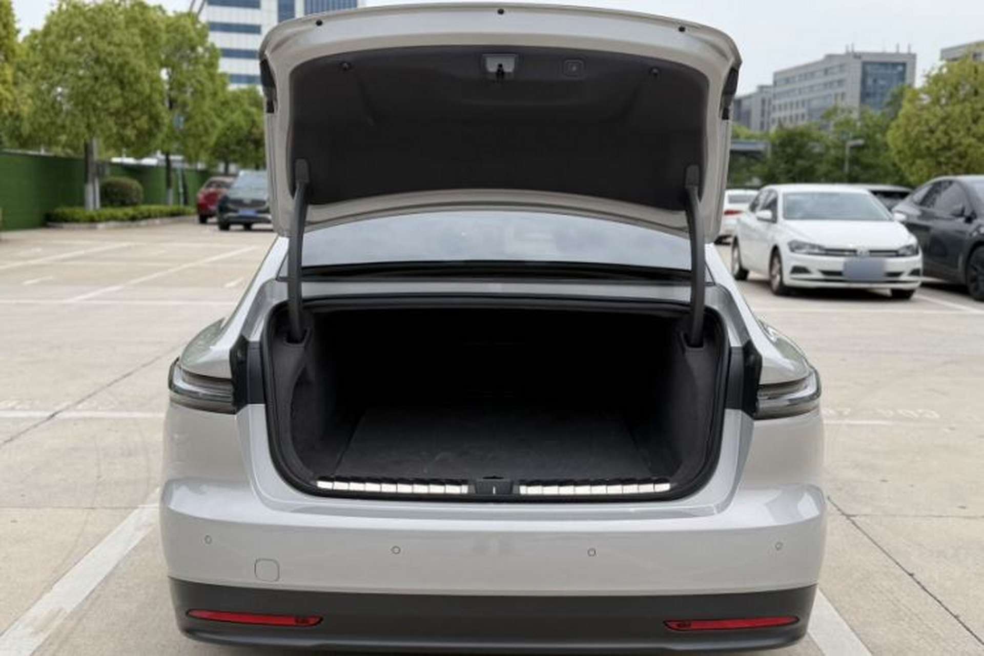 Used Nio ET7 2022 100kWh First Edition Exterior 7