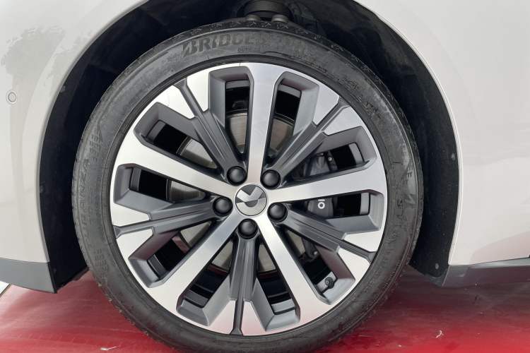 Used Nio ET7 2022 75 kWh Exterior 7