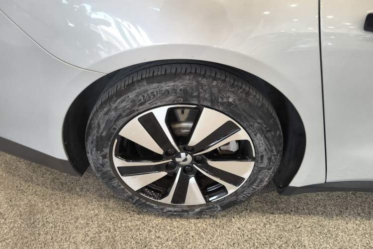 Used Nio ET7 2022 75 kWh Exterior 8