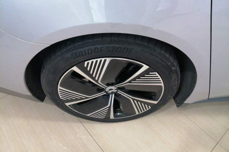 Used Nio ET7 2022 100 kWh Exterior 8