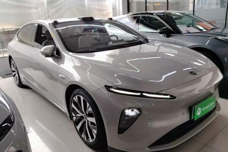 Used Nio ET7 2022 100kWh First Edition Front Right 45 Deg
