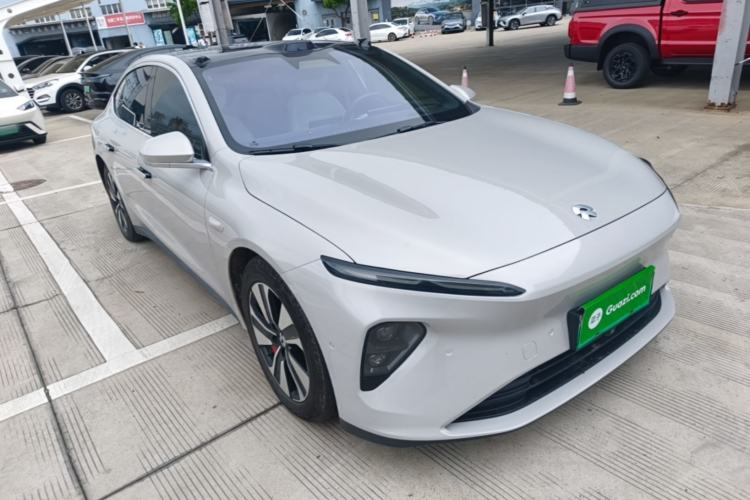 Used Nio ET7 2022 75 kWh Front Right 45 Deg