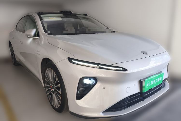 Used Nio ET7 2022 100kWh First Edition Front Right 45 Deg