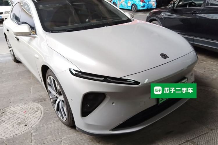 Used Nio ET7 2022 100 kWh Front Right 45 Deg