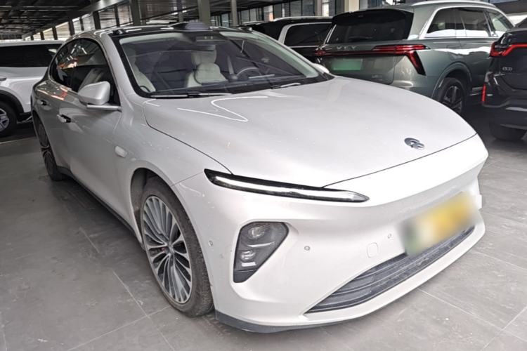 Used Nio ET7 2022 100kWh First Edition Front Right 45 Deg